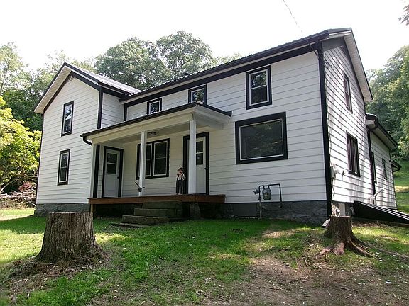 3rd image of 1930 Utica Rd