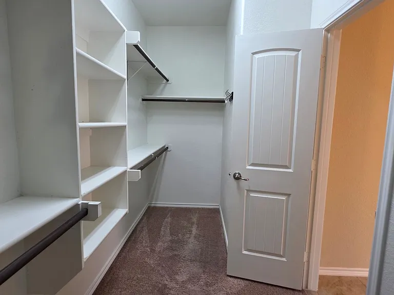 1912 Potrillo Ln — Photo 15