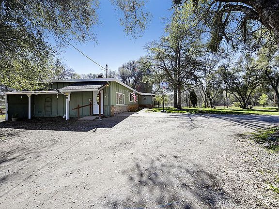 3rd image of 115 Arroyo Vista Way