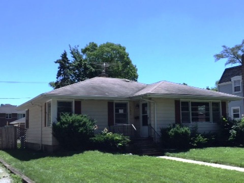 1st image of 243 S Mason St