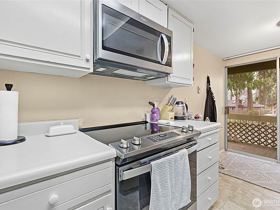 4th image of 7425 Ruby Drive SW #E14