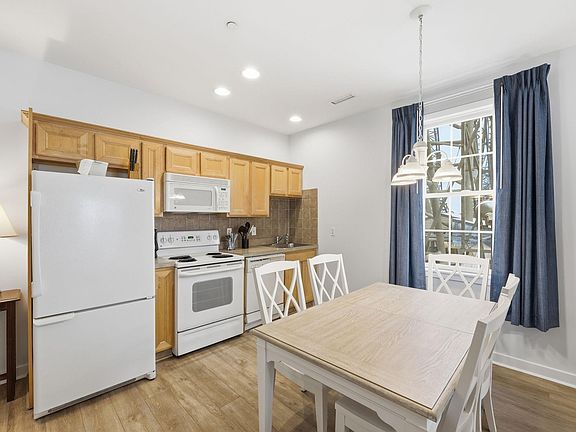 3rd image of 1001 Little Atlantic Ave #373