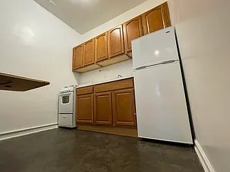 Rented by Eric Goodman Realty Corp