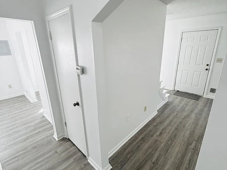 184 Mills Dr — Photo 10
