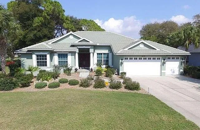 2135 Calusa Lakes Blvd — Photo 1