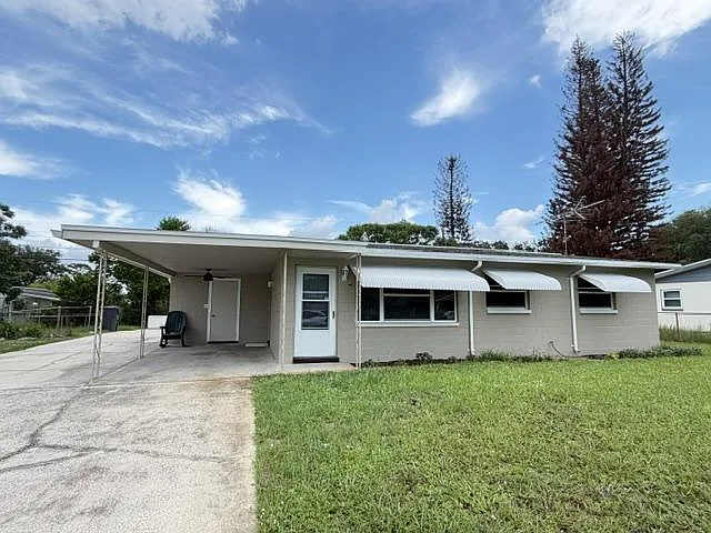 4445 Darden Ave — Photo 1