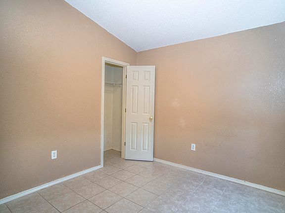 5th image of 8828 Pegasus Ct