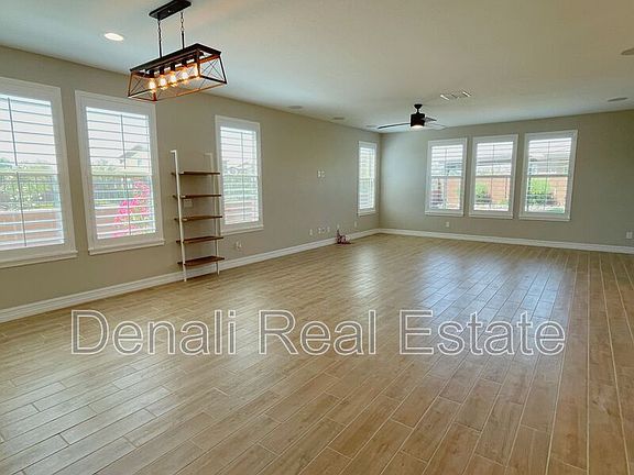 3rd image of 13648 N 144th Dr