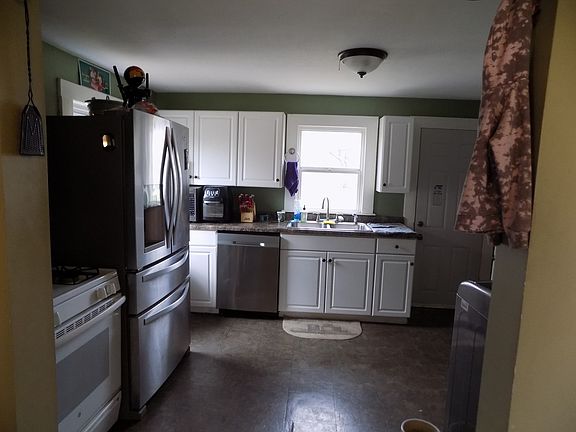 2nd image of 201 E College St