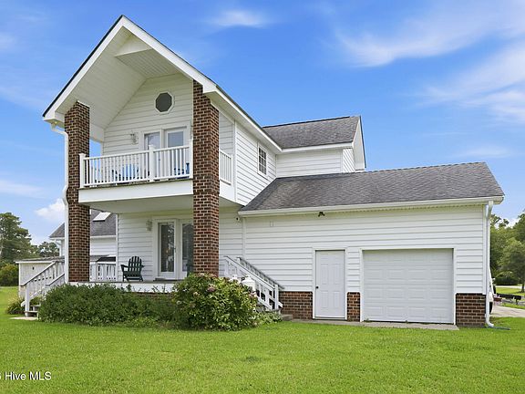 2nd image of 166 Wallace Road