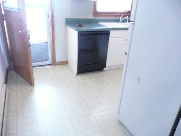 3rd image of 123 N Hayward St #123