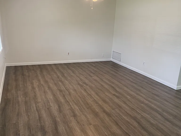 308 Canyon Dr N — Photo 13