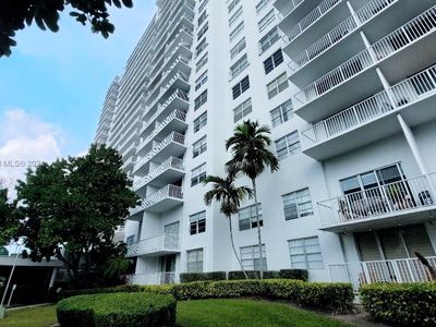 2851 NE 183rd St APT 115E, Aventura, FL, 33160