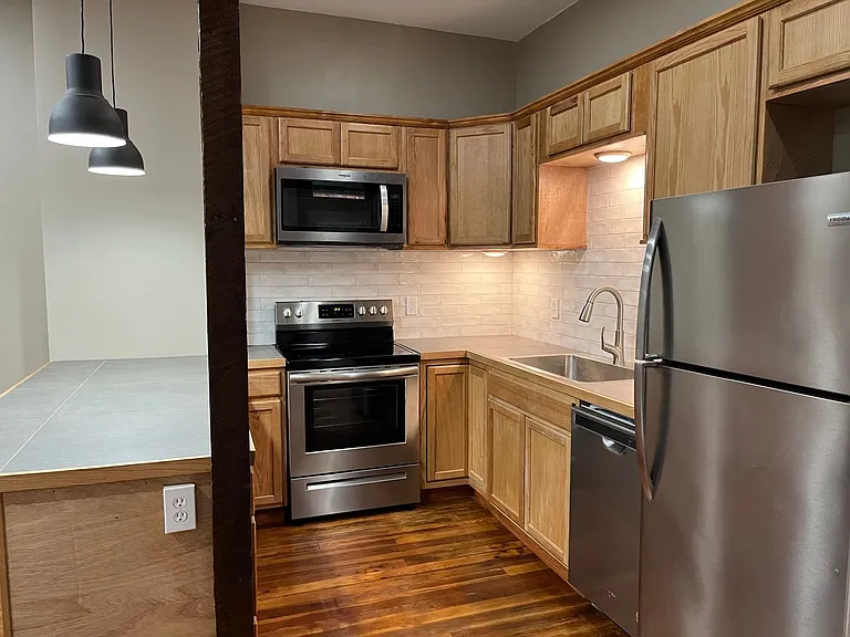 7 Wallace Avenue — Photo 5
