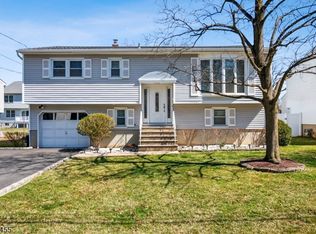 70 Glassboro Rd, Parsippany, NJ 07054