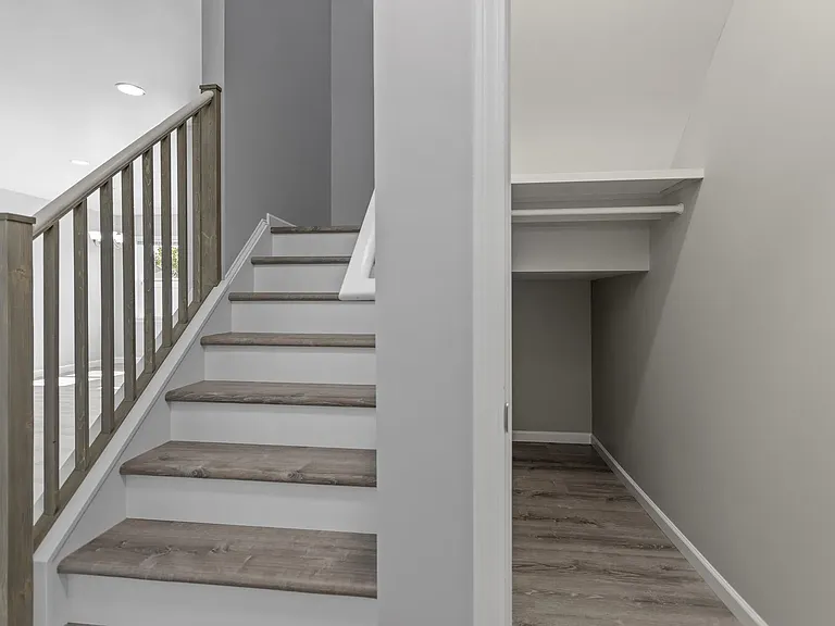 1424 Glenwater Dr — Photo 10
