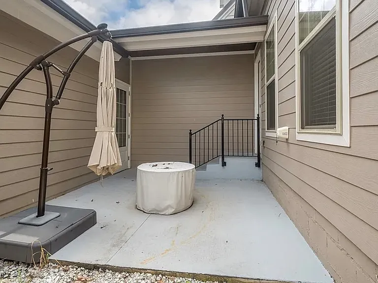 1401 Pinnacle Park Ln #203 — Photo 10