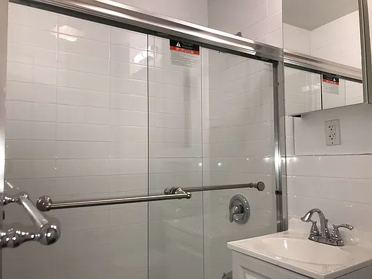 Rented by Chartwell Manhattan Realty | media 29