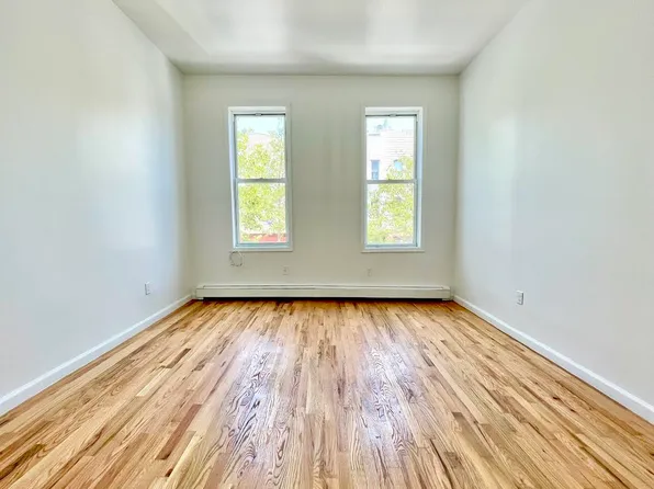 206 Irving Avenue image 1 of 10