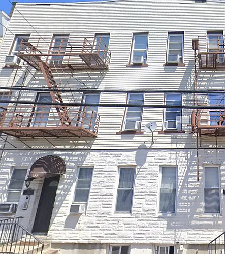 188 South St #A01 Photo 1