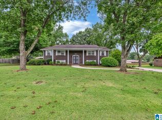 6004 Gwin Cir, Bessemer, AL 35023