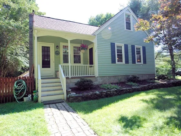 262 Prospect St, South Easton, MA 02375
