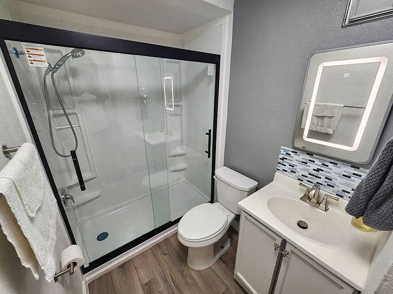 2506 Torrington Ave — Photo 16