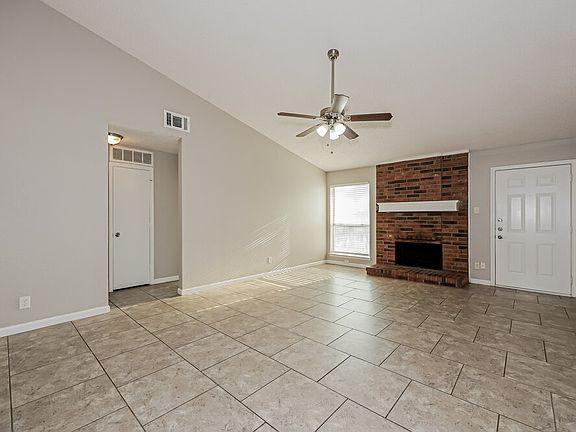 3rd image of 4214 Worth Forest Dr