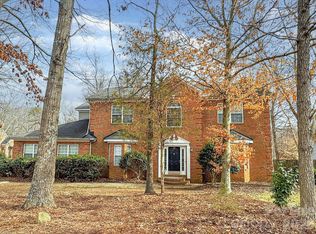 4926 Ardenwoods Dr, Charlotte, NC 28215