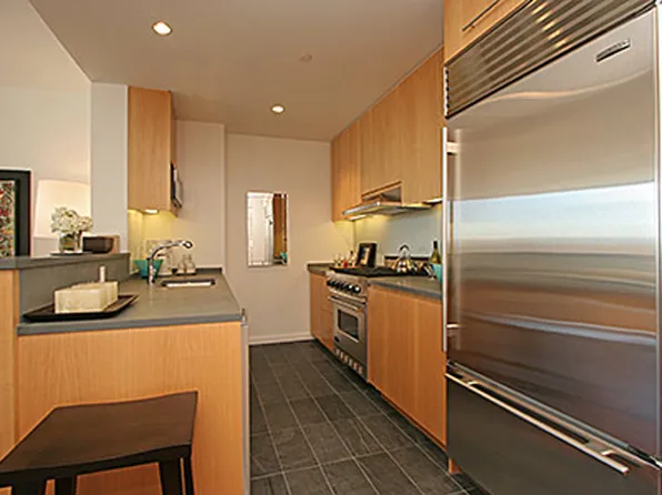 255 Hudson Street image 1 of 10