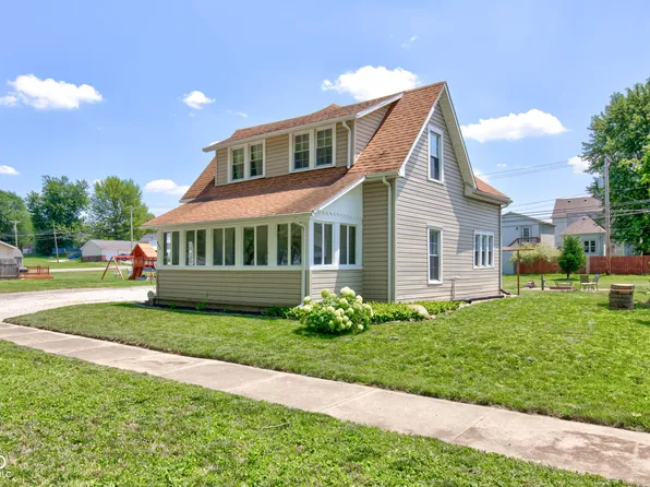 403 E Walnut St, Frankton, IN 46044
