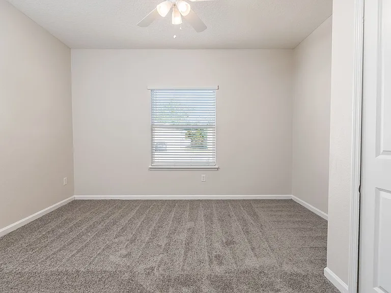 5556 Kellar Cir — Photo 12