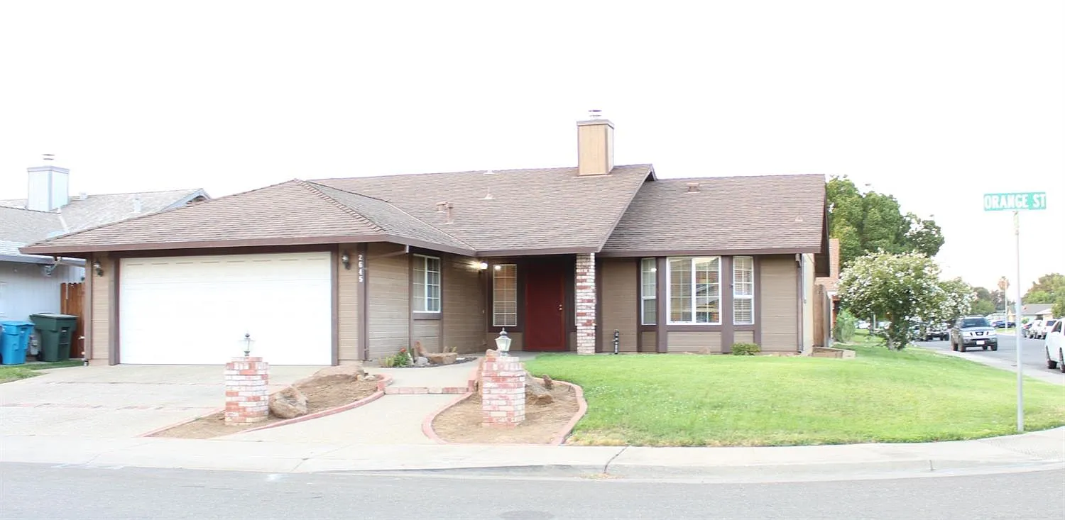 2645 Orange St photo 1