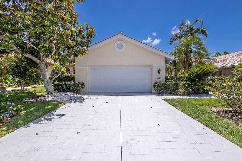 1st image of 6623 Oakbrooke Cir