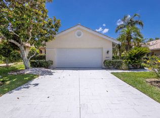 6623 Oakbrooke Cir, Bradenton, FL 34202