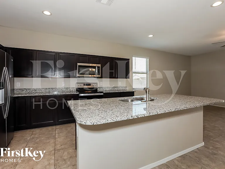 11388 E Wallflower Ln — Photo 7