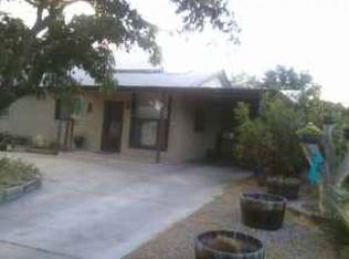 8819 Phoenix Ave NE, Albuquerque, NM 87112