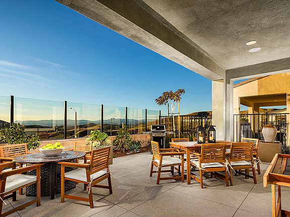 Sola At Skyline Plan 4 Model Home Outdoor Room