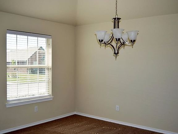5th image of 6524 Chalk River Dr