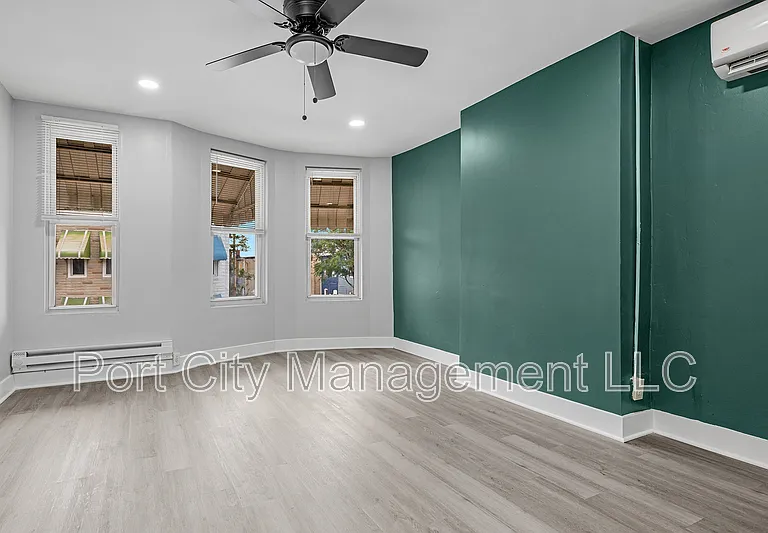 1806 Aiken St — Photo 14