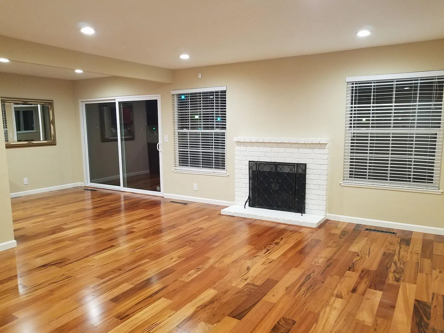 114 Dardanelli Ln — Photo 4