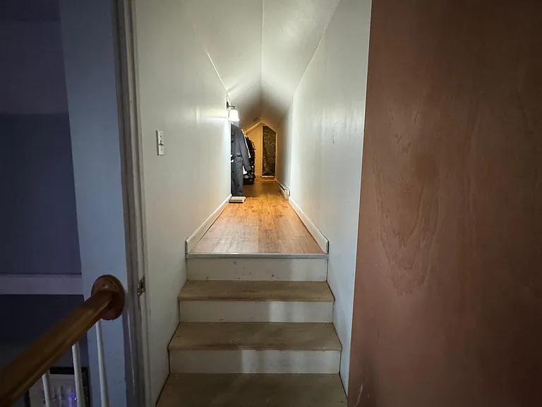 33 Dutton St #37 — Photo 14
