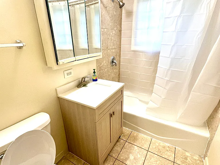 516 Lake Ave #2 — Photo 15