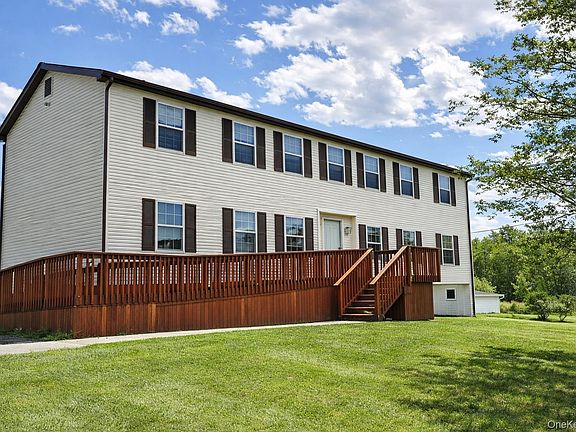 3rd image of 69 Old Unionville Rd APT 4