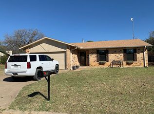 1812 Timber Ln, Jacksboro, TX 76458