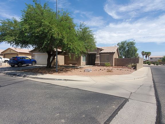 3rd image of 13901 N 149th Dr