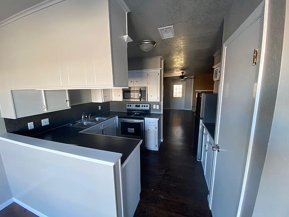 2nd image of 1027 Ruswood Dr