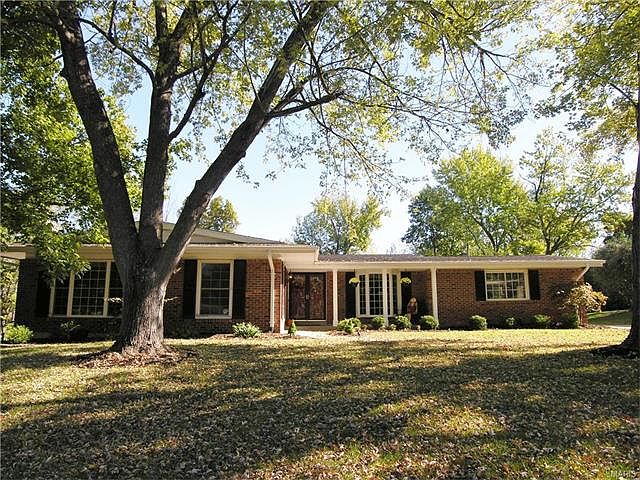 1st image of 328 Sudbury Ln