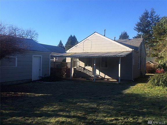 4th image of 322 Milroy St NW