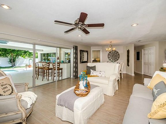 5th image of 13915 Bonnie Brae Dr